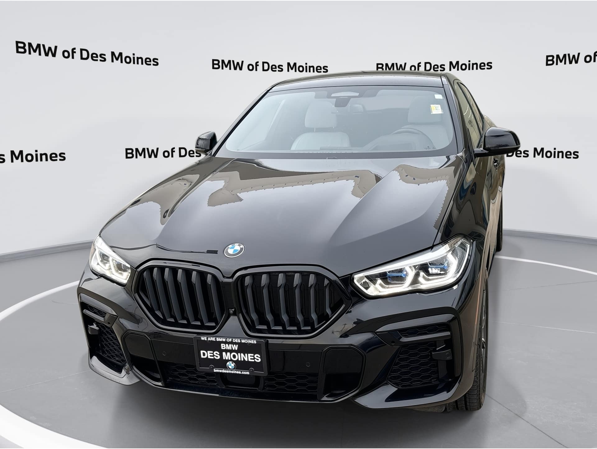 2023 BMW X6 40i's photo