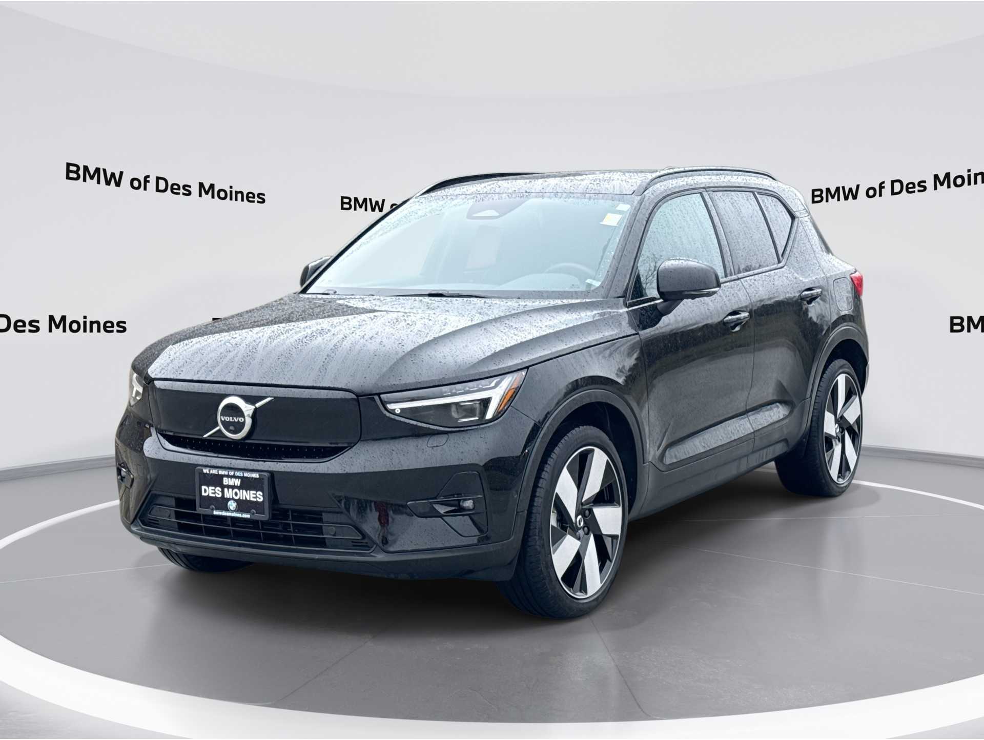 2023 Volvo XC40