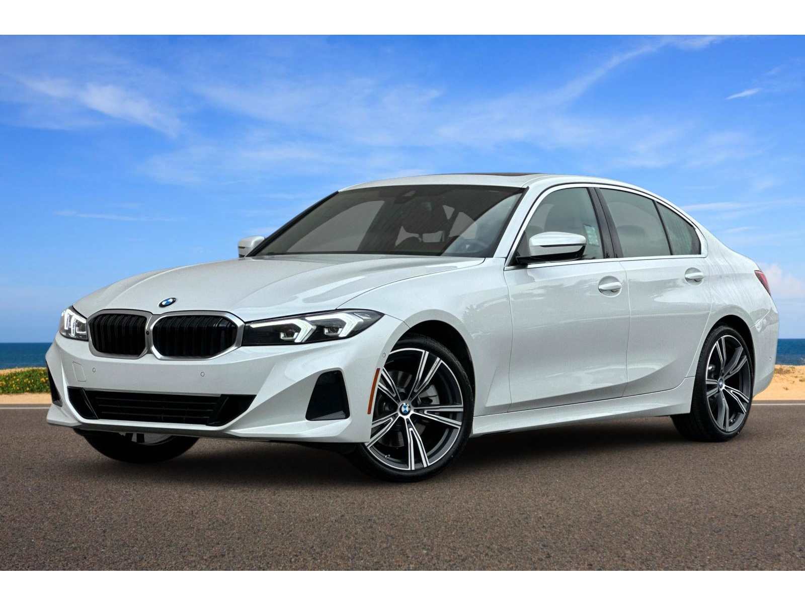2024 BMW 3 Series 330i's photo