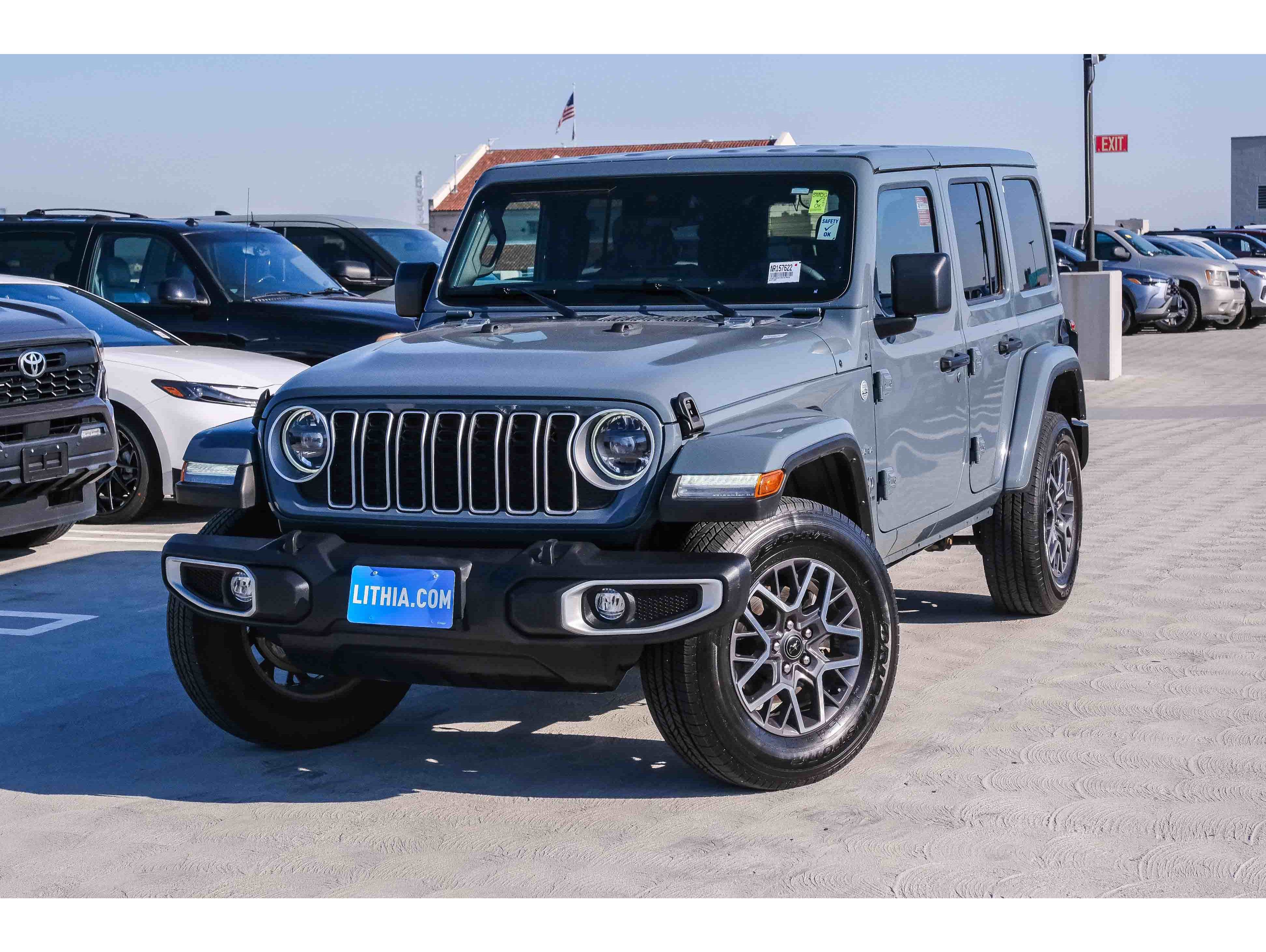 2024 Jeep Wrangler 4-Door Sahara's photo