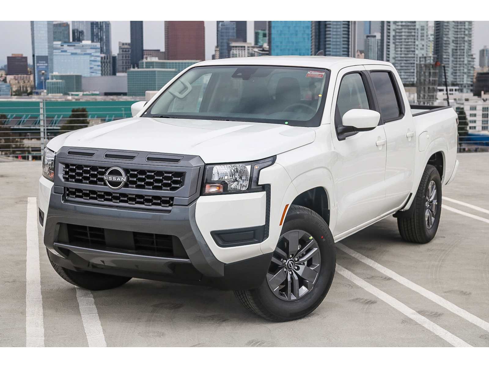 2025 Nissan Frontier SV's photo