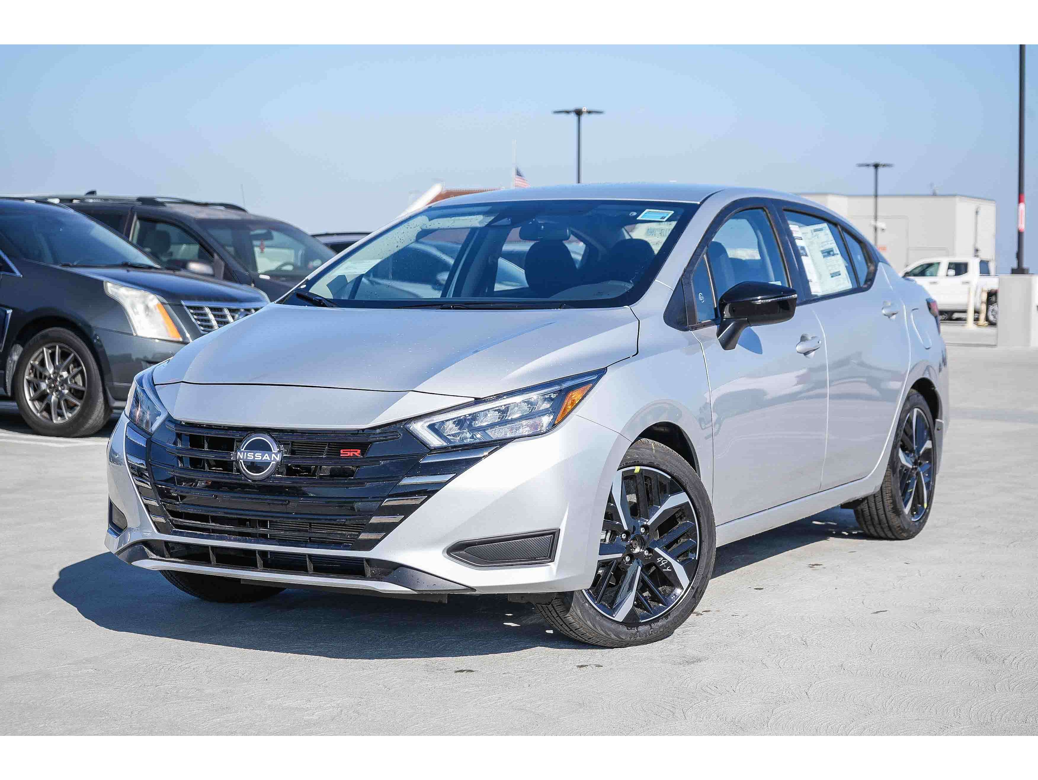 2025 Nissan Versa Sedan SR