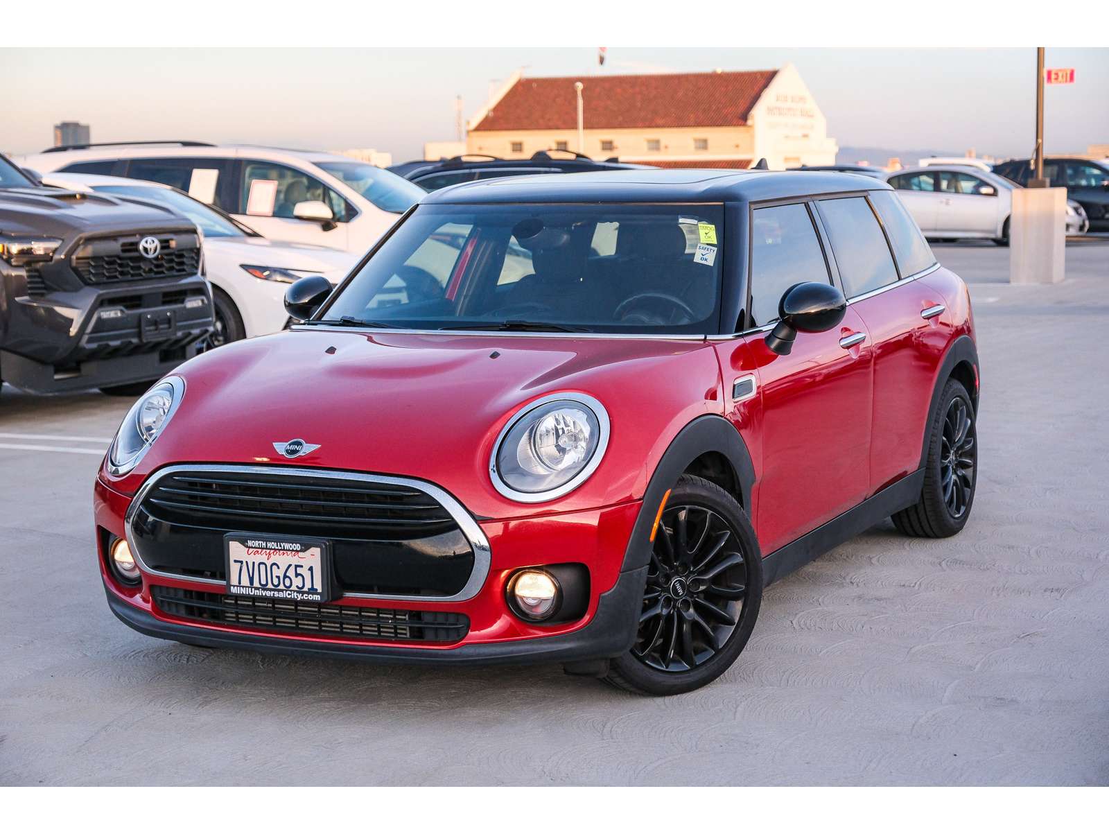 2017 MINI Clubman Base