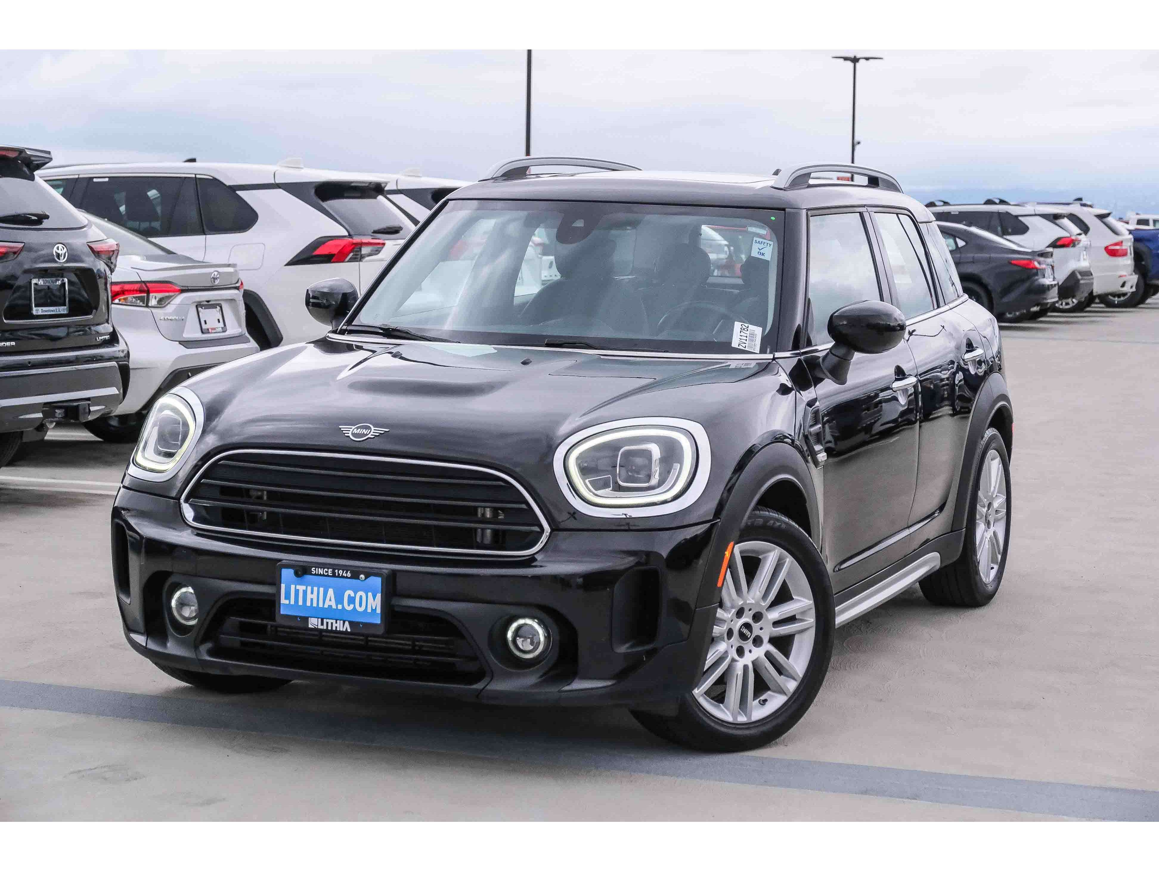 2022 MINI Countryman Base
