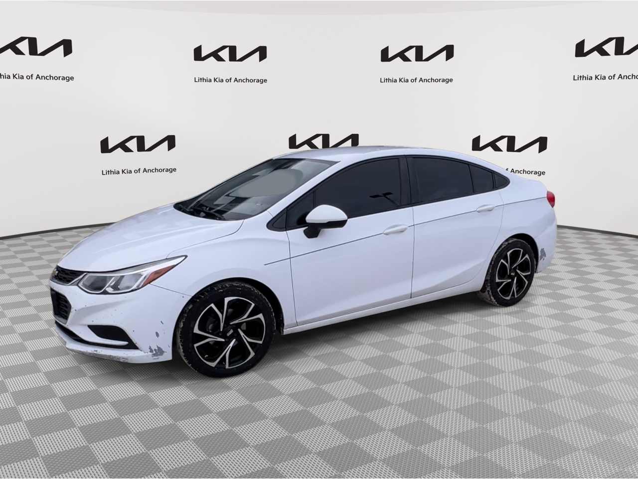 2016 Chevrolet Cruze LS's photo