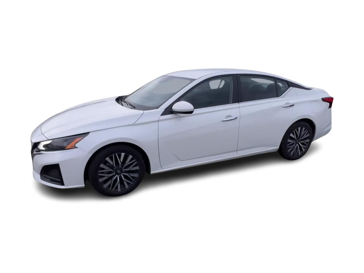 Thumbnail: 2023 Nissan Altima - 1