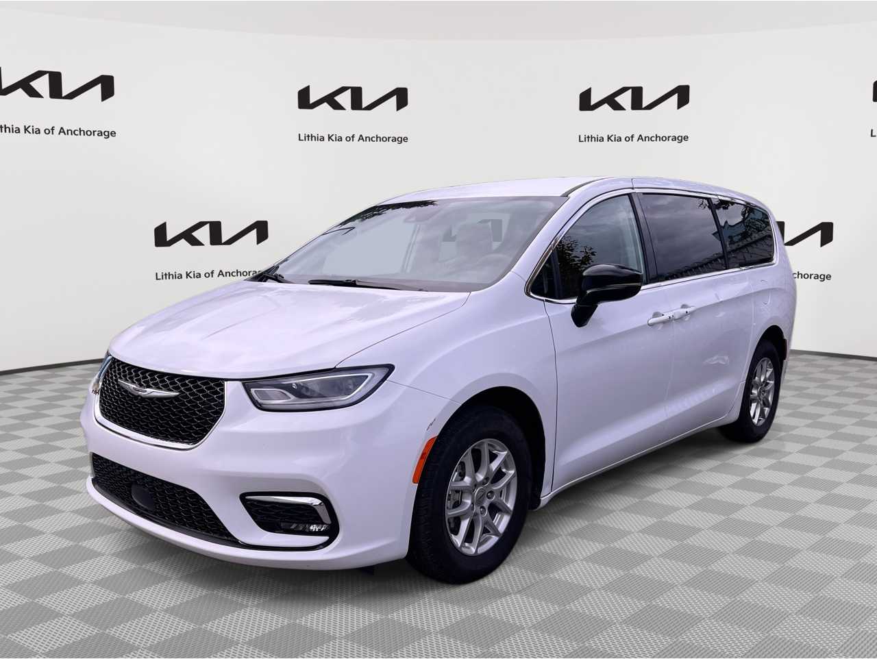2024 Chrysler Pacifica