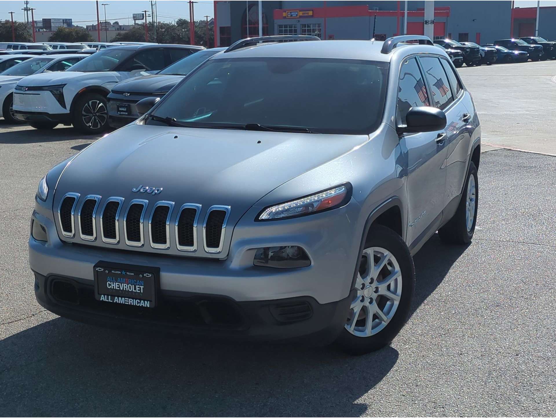 2017 Jeep Cherokee Sport's photo