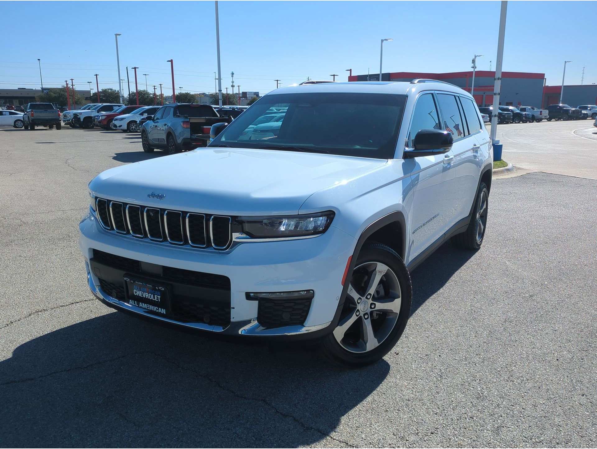 2023 Jeep Grand Cherokee L Limited's photo
