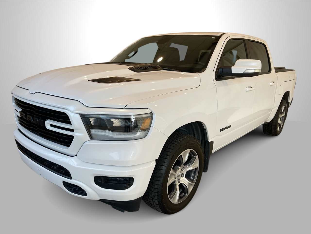 2020 RAM Ram 1500 Sport's photo