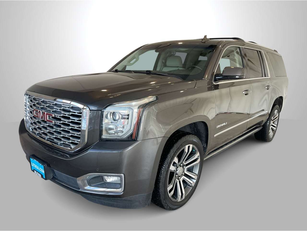 2019 GMC Yukon XL Denali's photo