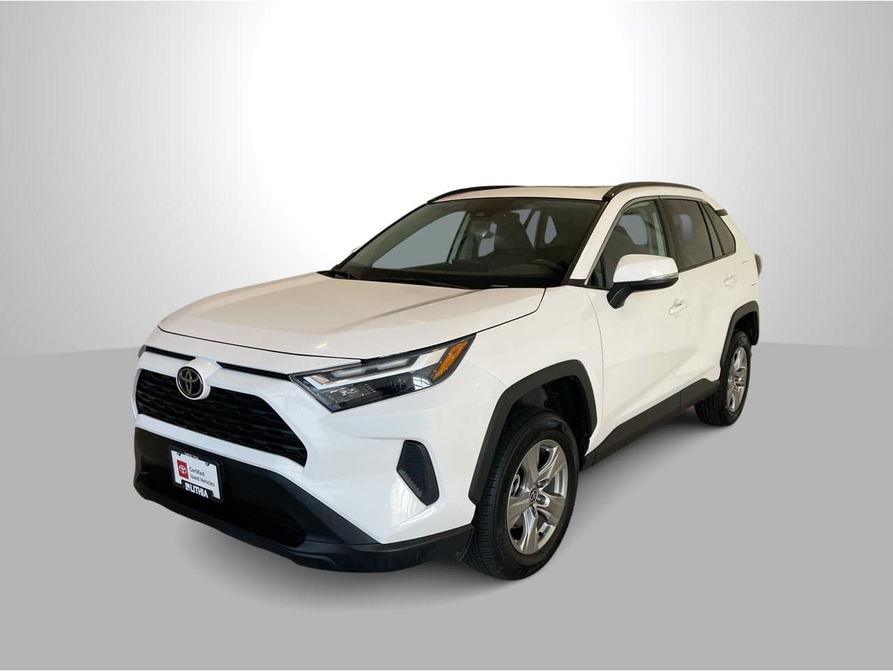 2024 Toyota RAV4 XLE's photo