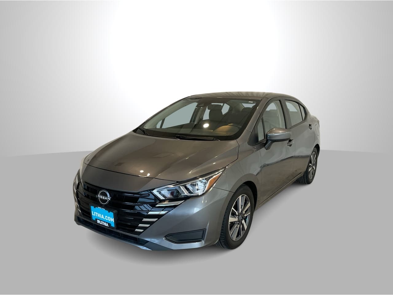 2023 Nissan Versa Sedan SV's photo