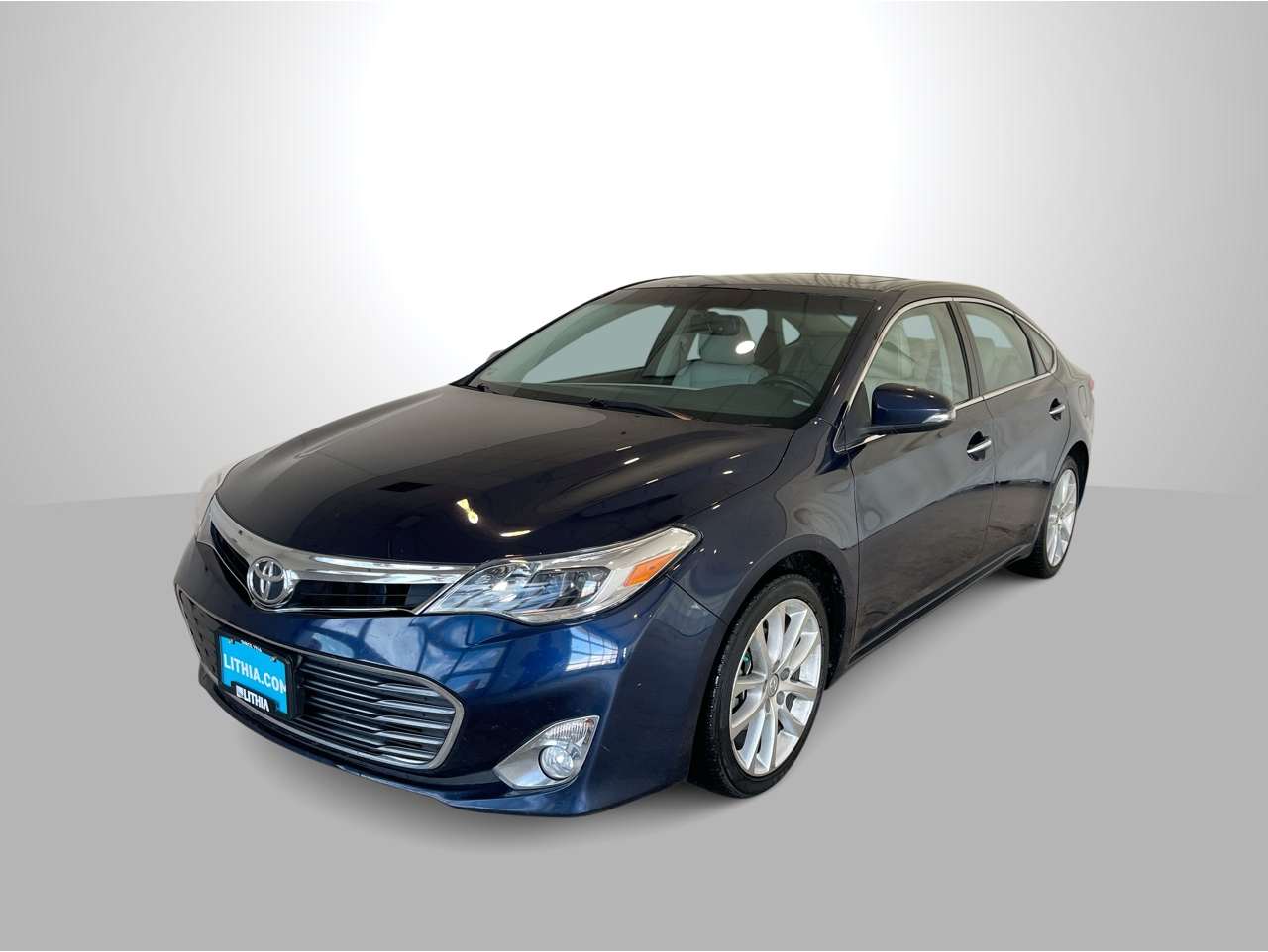 2013 Toyota Avalon XLE Touring's photo