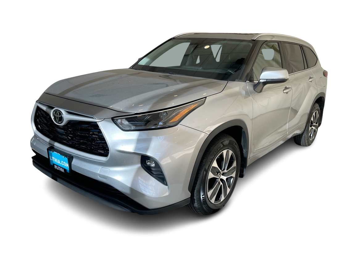Thumbnail: 2023 Toyota Highlander - 1