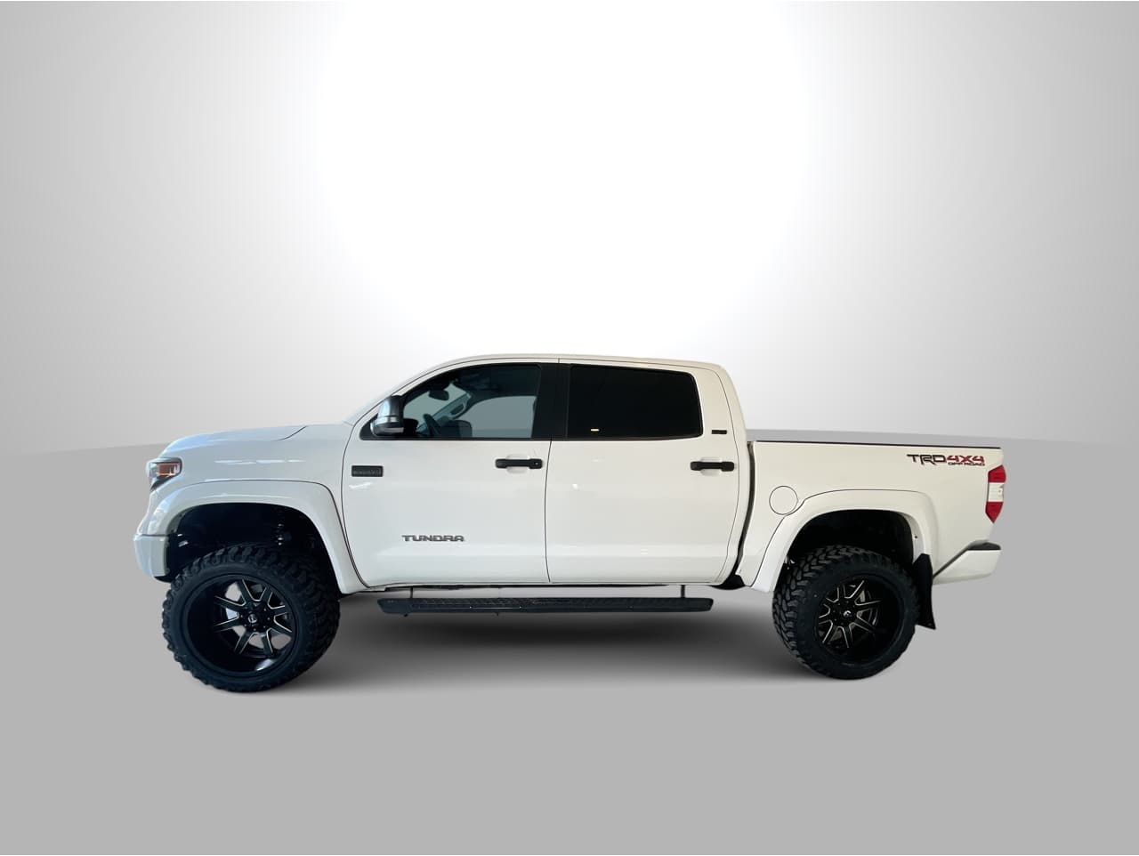 2018 Toyota Tundra SR5's photo