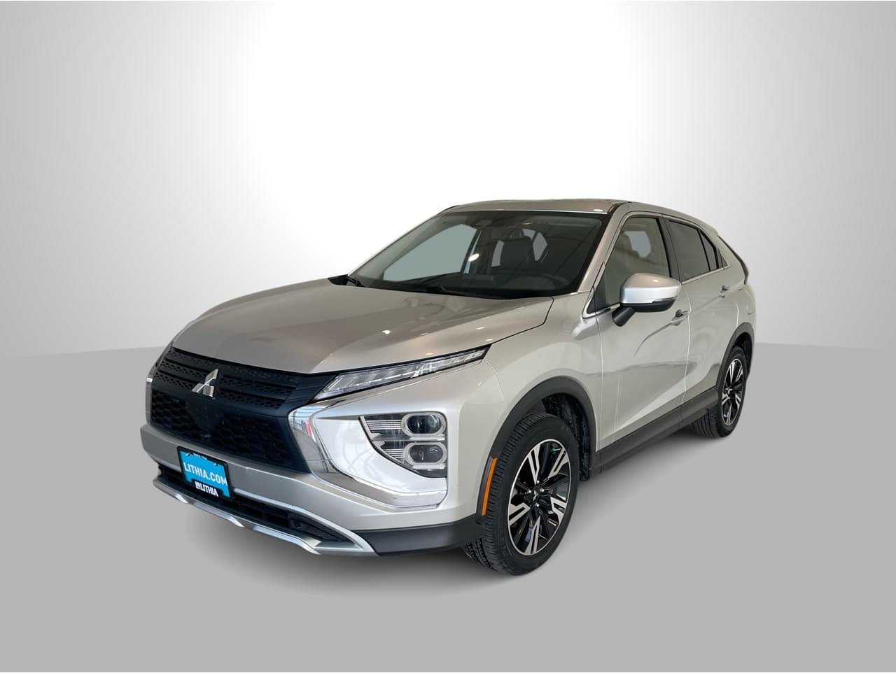 2024 Mitsubishi Eclipse Cross SE's photo