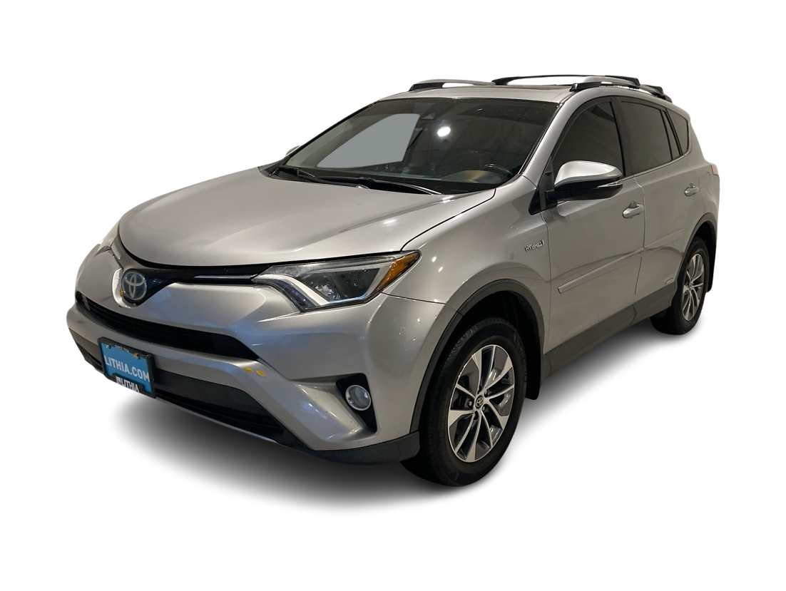Thumbnail: 2018 Toyota RAV4 - 1