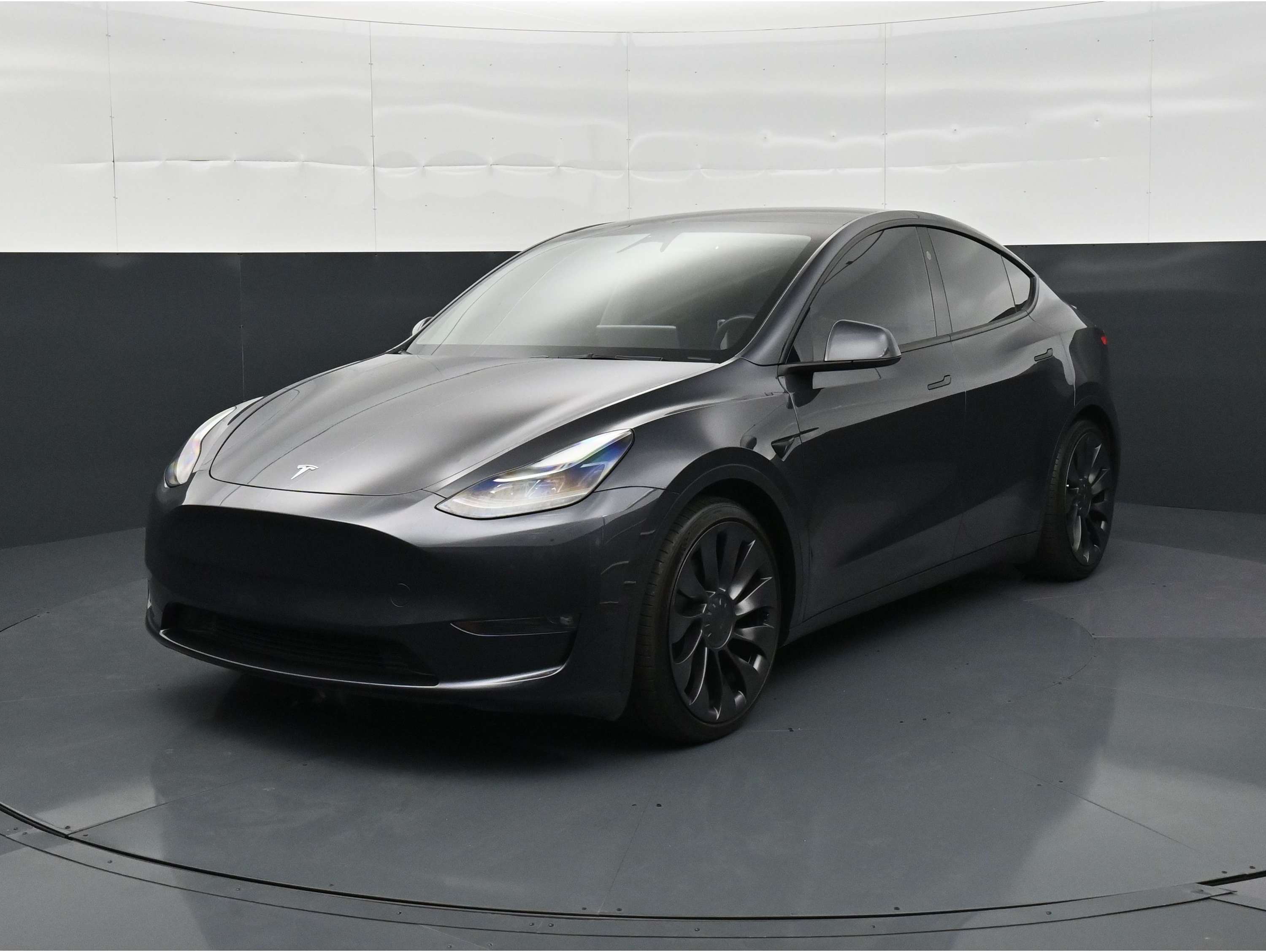 2024 Tesla Model Y Performance