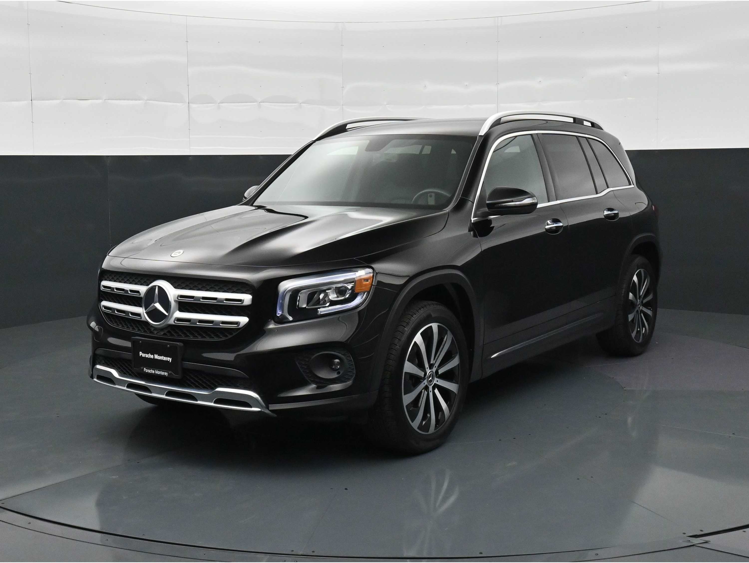 2022 Mercedes-Benz GLB Base
