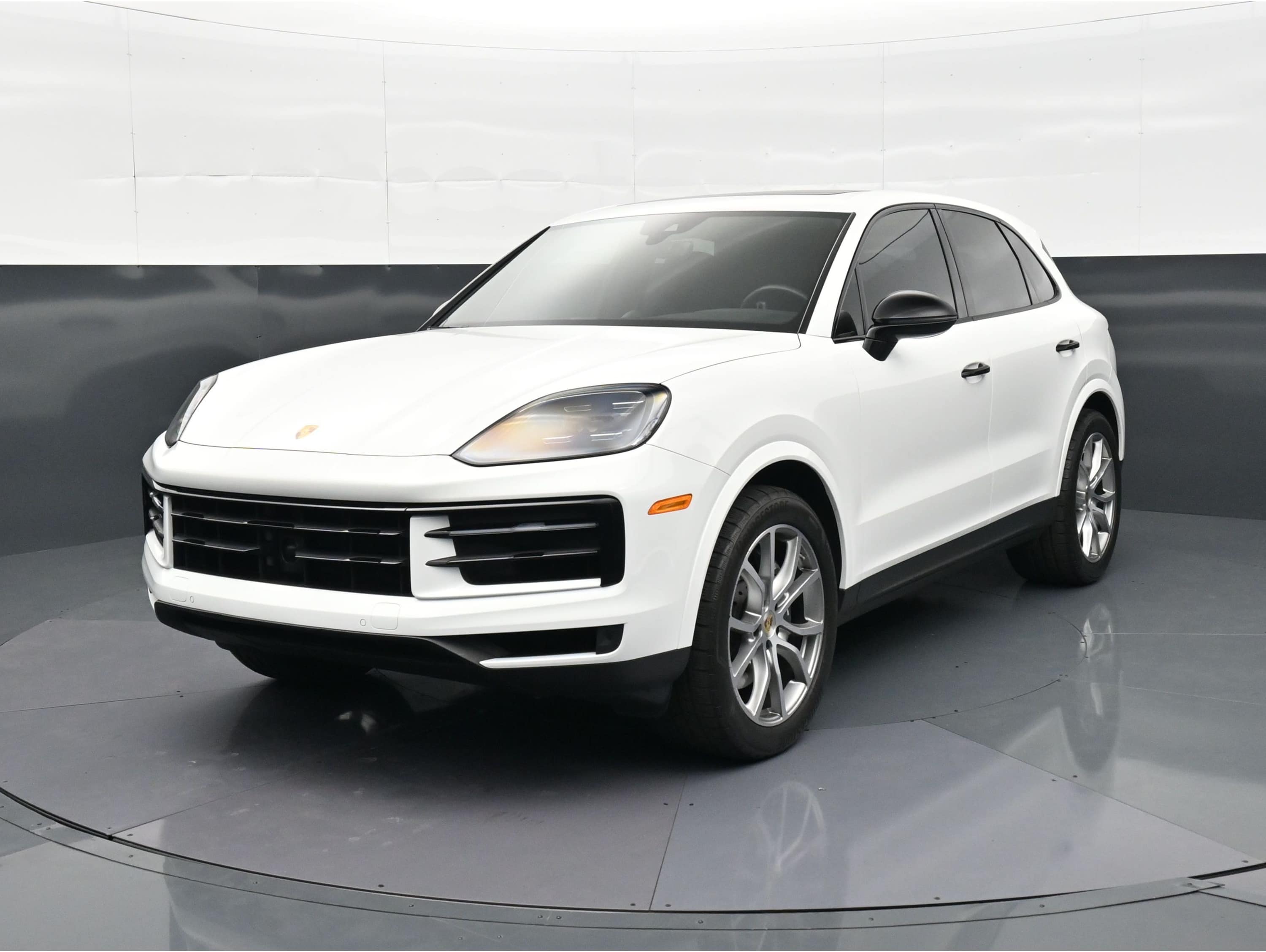 2024 Porsche Cayenne Base