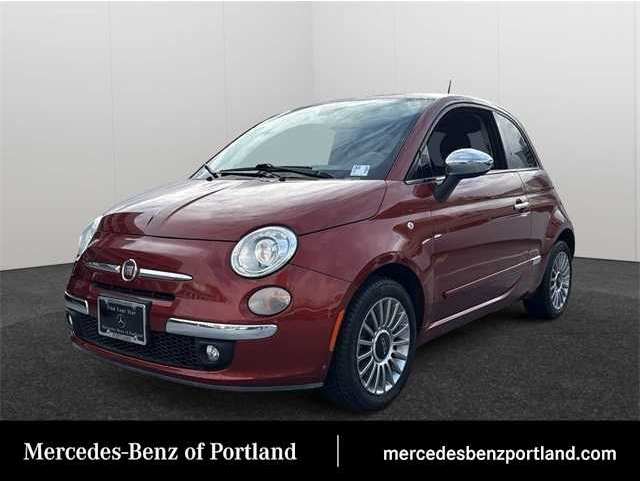 2012 FIAT 500 Lounge's photo