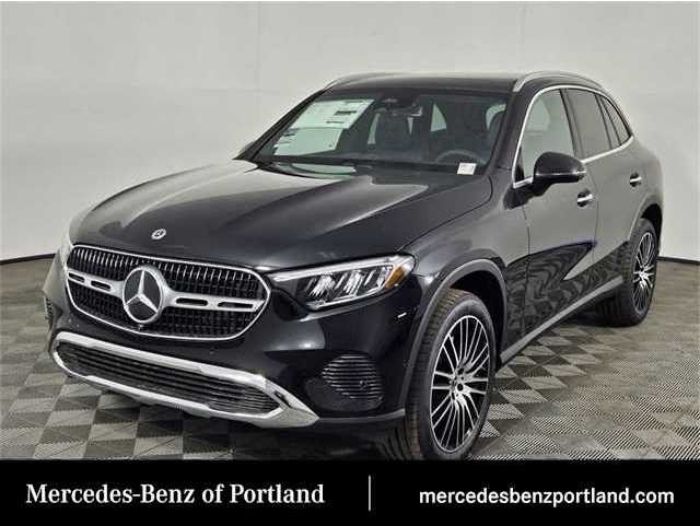 2025 Mercedes-Benz GLC Base's photo