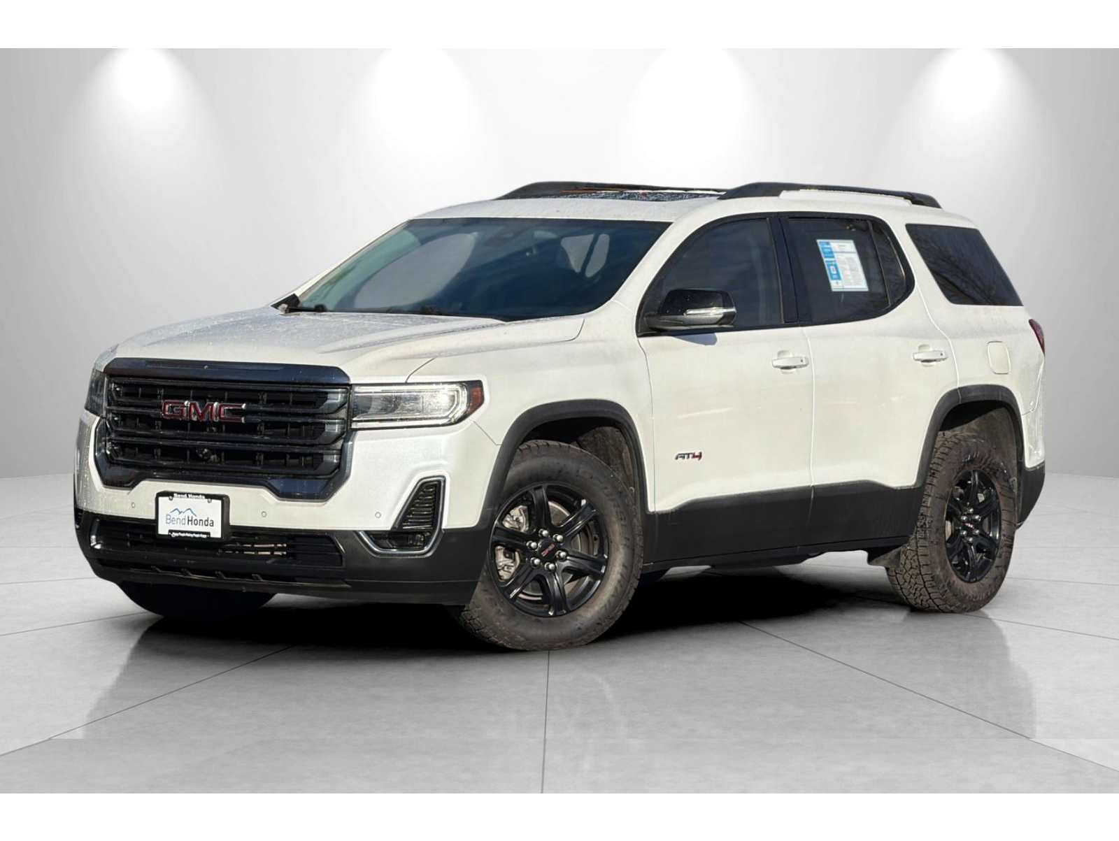 2022 GMC Acadia AT4's photo