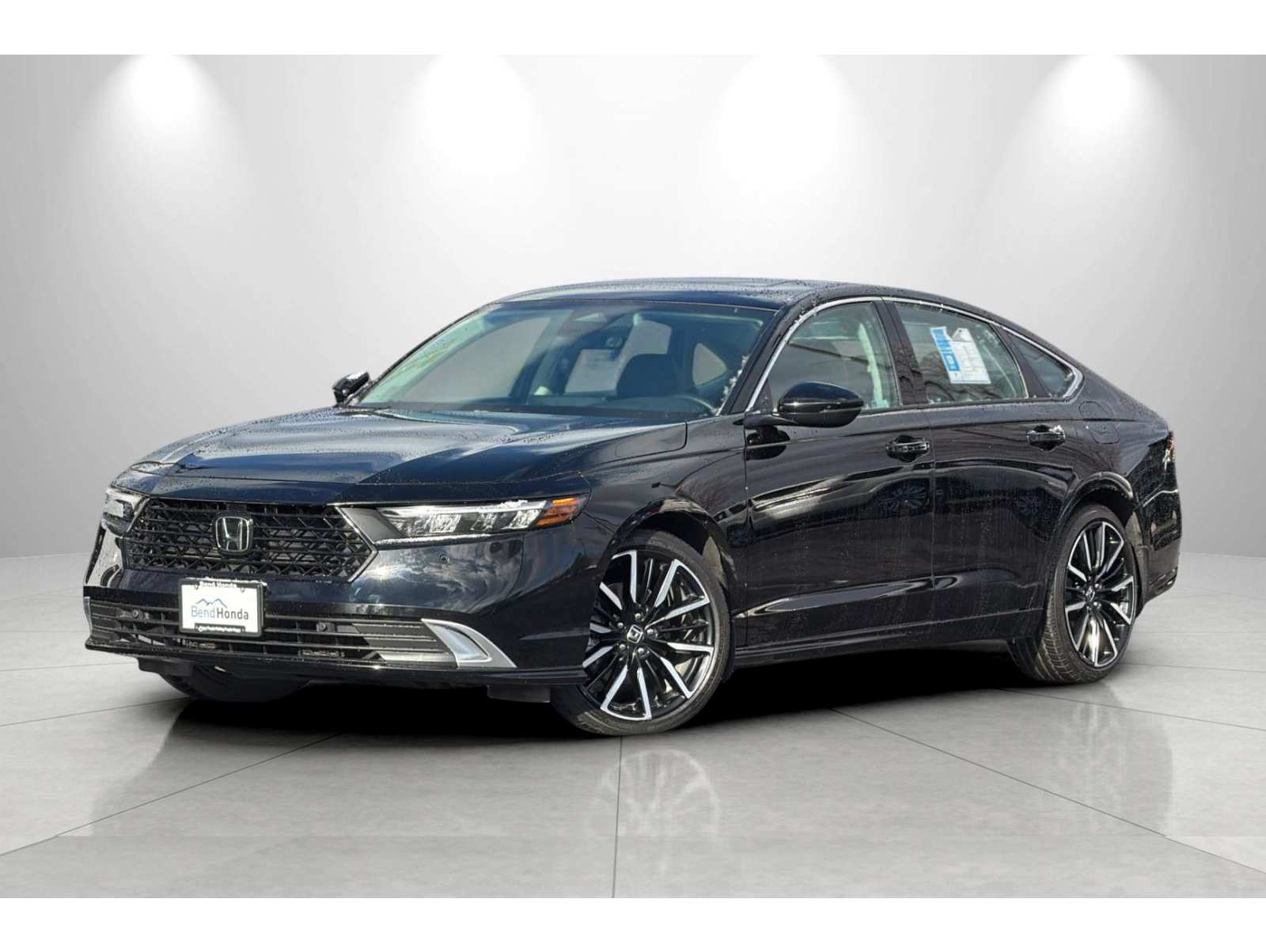 2025 Honda Accord Hybrid Touring's photo