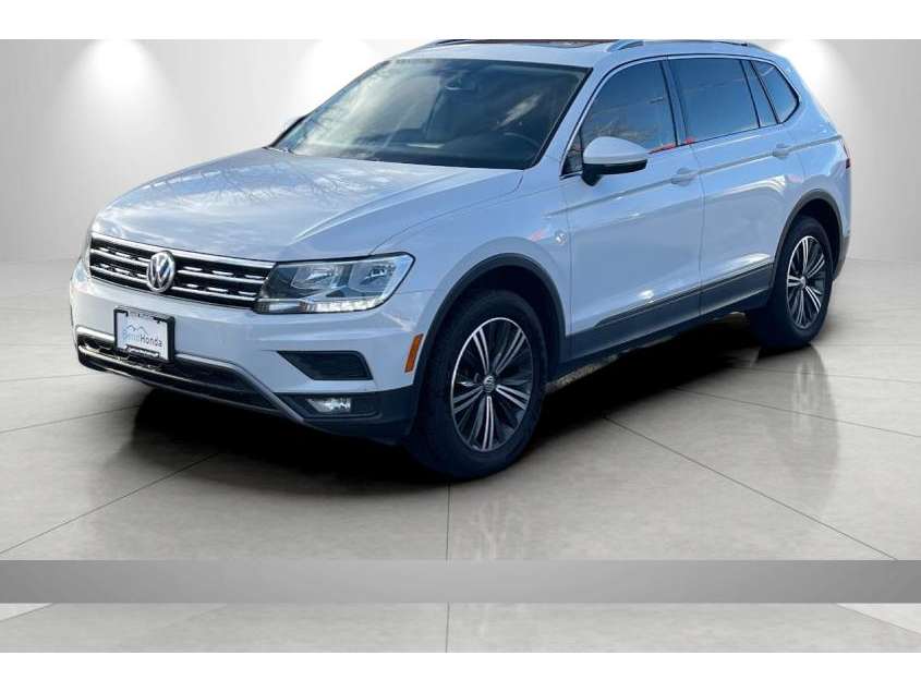 2018 Volkswagen Tiguan SEL's photo