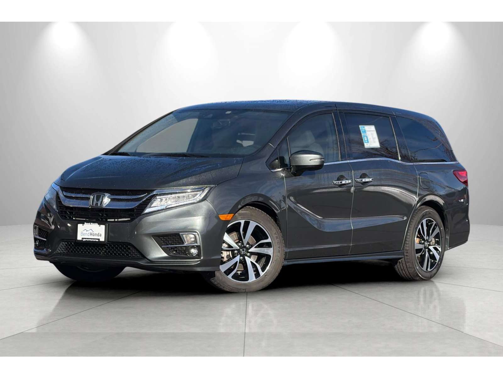 2018 Honda Odyssey Elite's photo