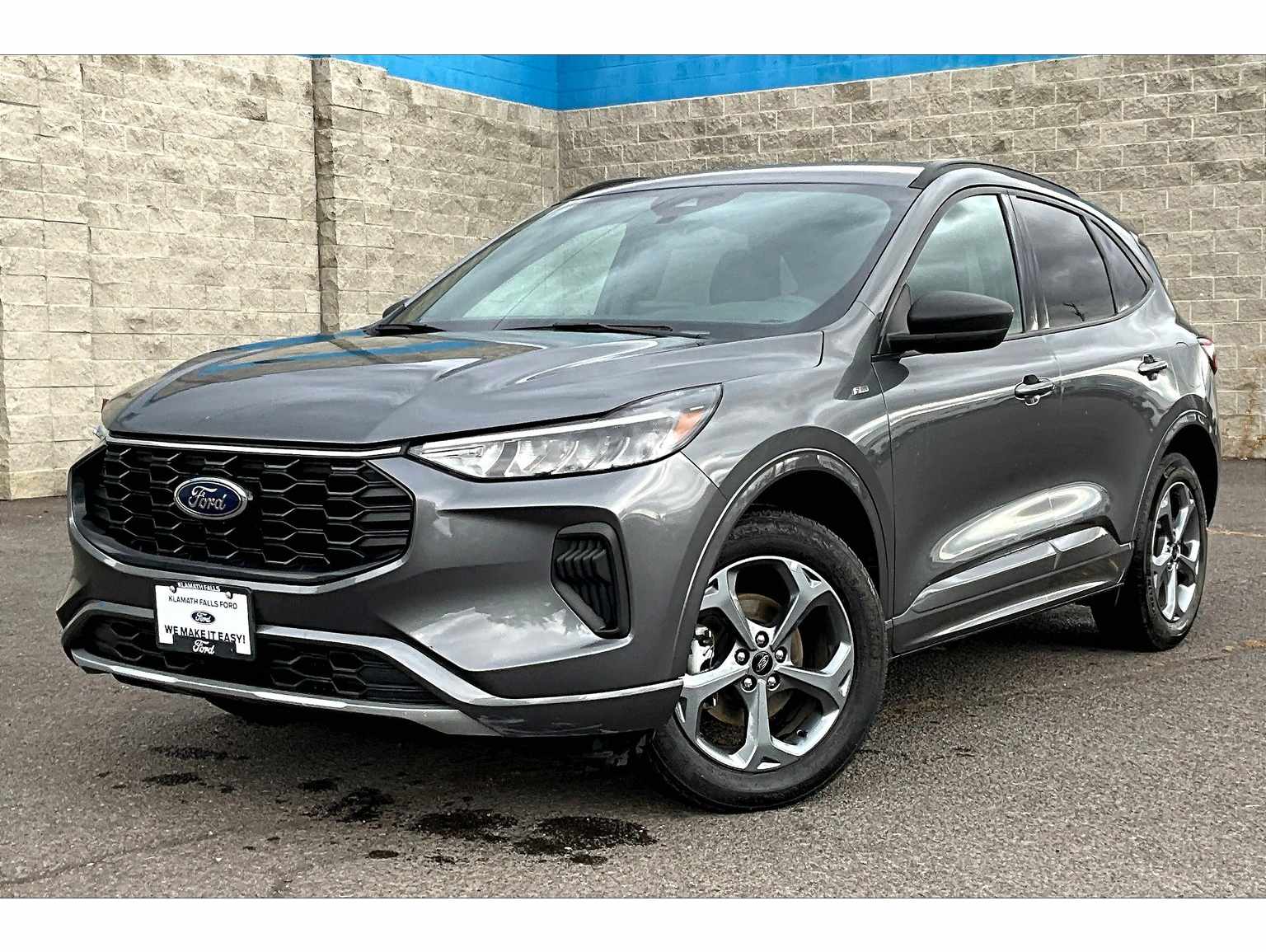 2024 Ford Escape ST-Line's photo