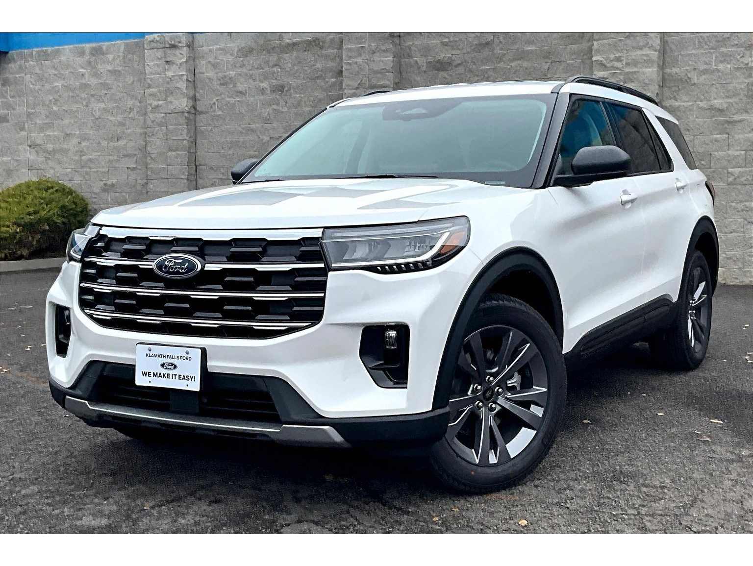 2026 Ford Explorer Active's photo