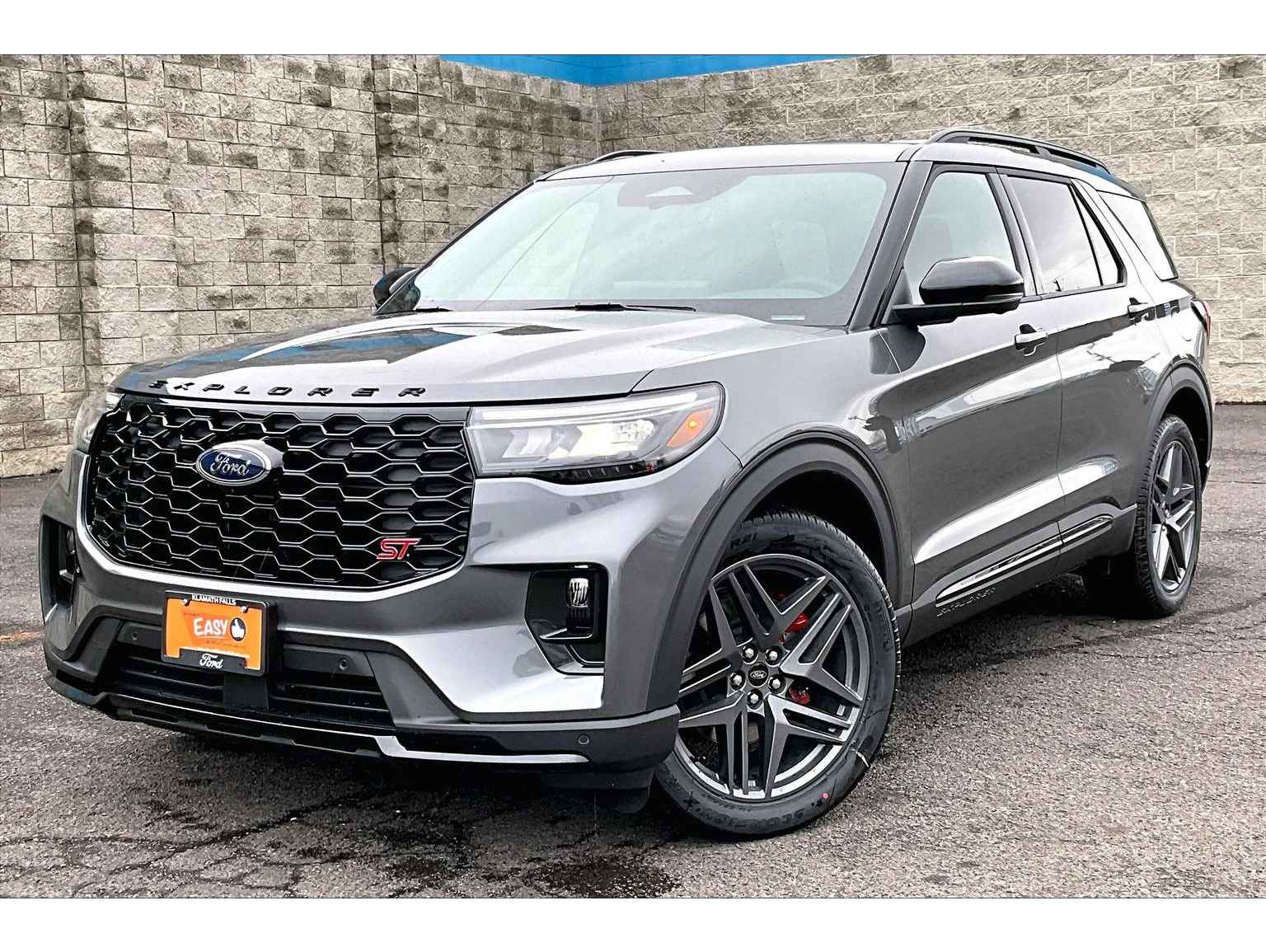 2026 Ford Explorer ST's photo