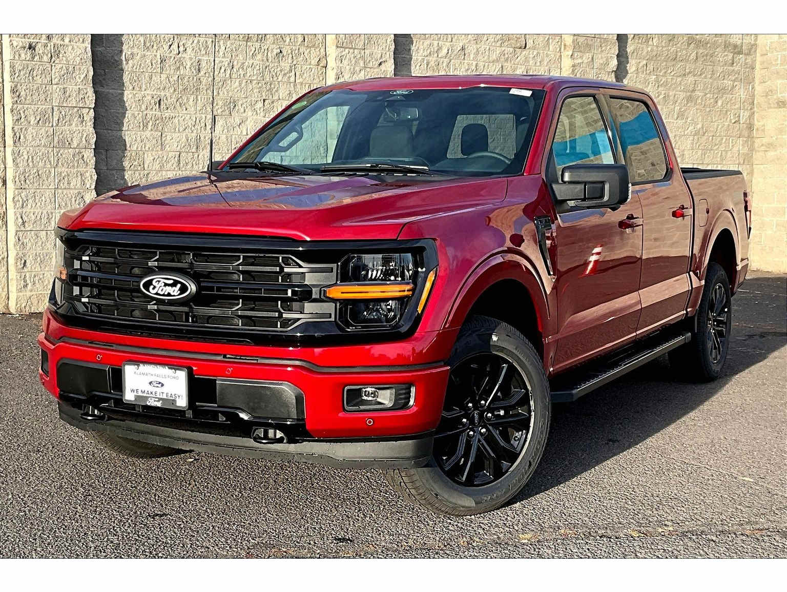 2025 Ford F-150 XLT's photo