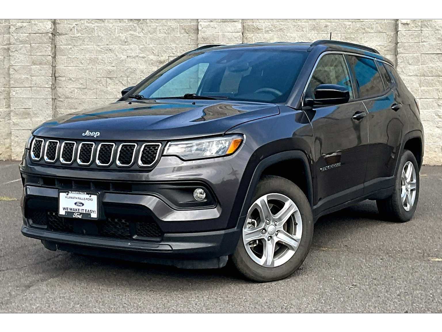 2024 Jeep Compass Latitude's photo