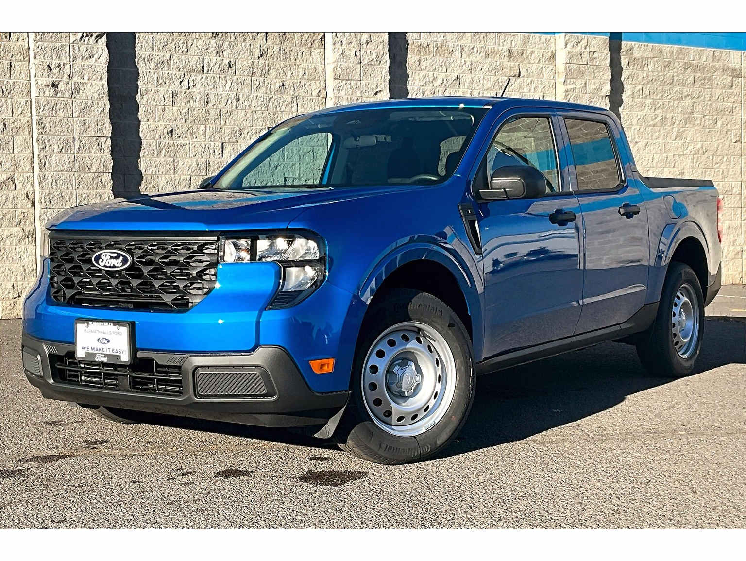 2025 Ford Maverick XL's photo