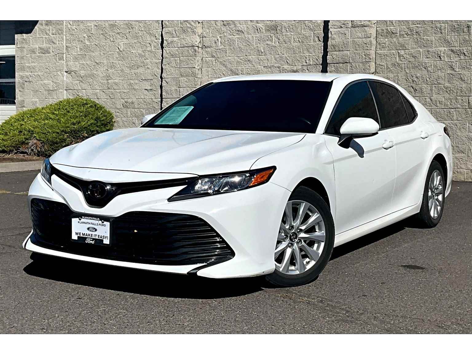 2018 Toyota Camry LE