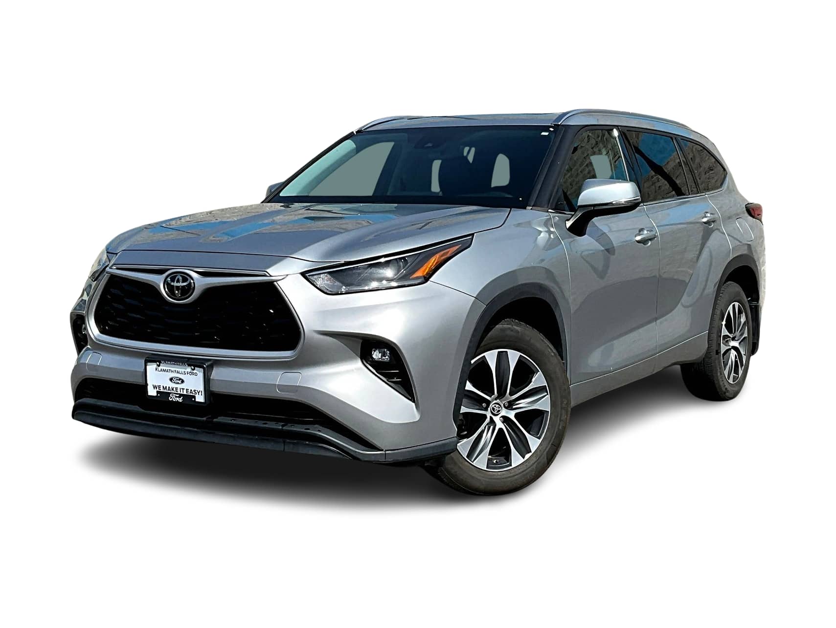 2021 Toyota Highlander XLE -
                Klamath Falls, OR