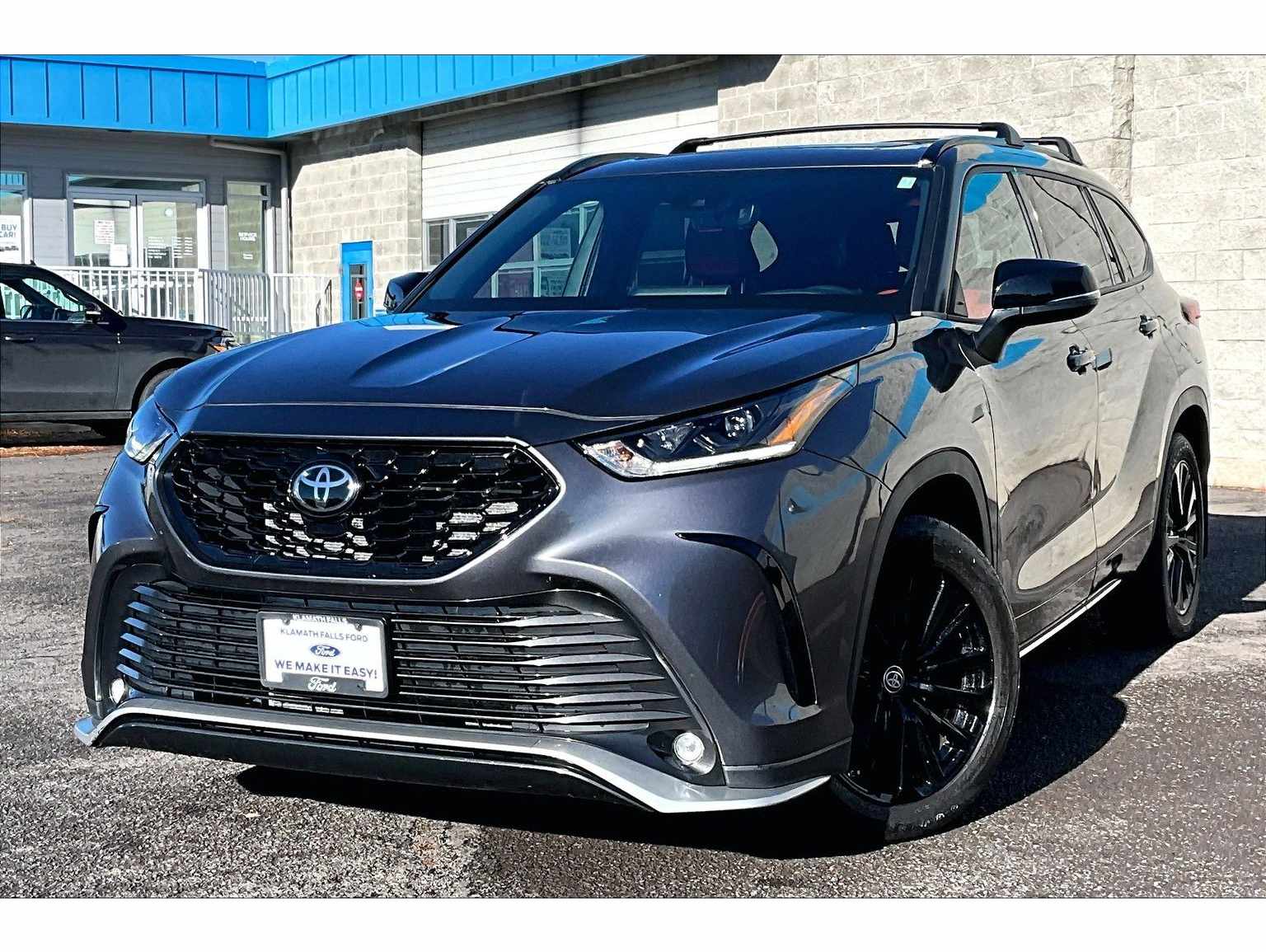 2023 Toyota Highlander XSE's photo