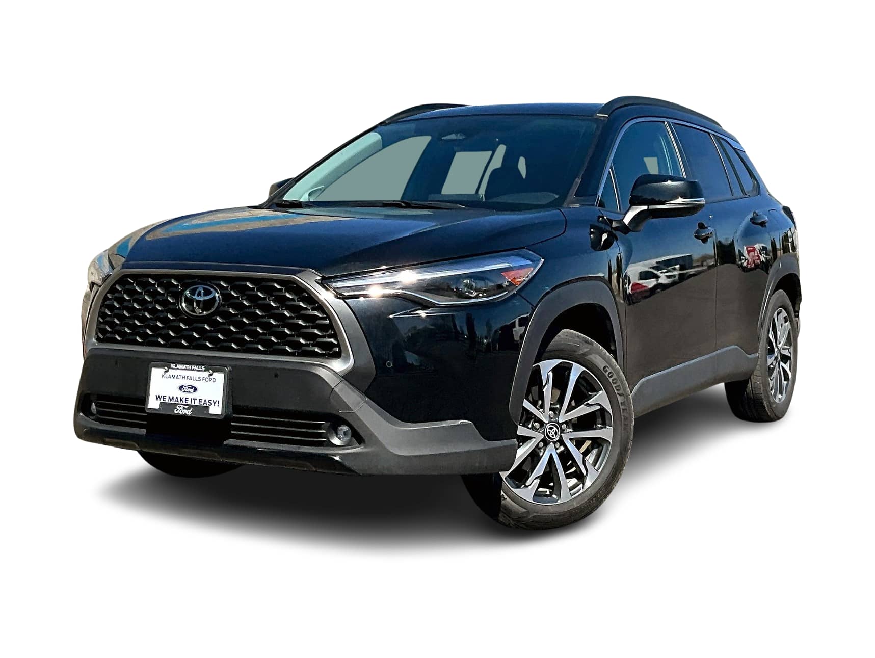 2023 Toyota Corolla Cross XLE -
                Klamath Falls, OR