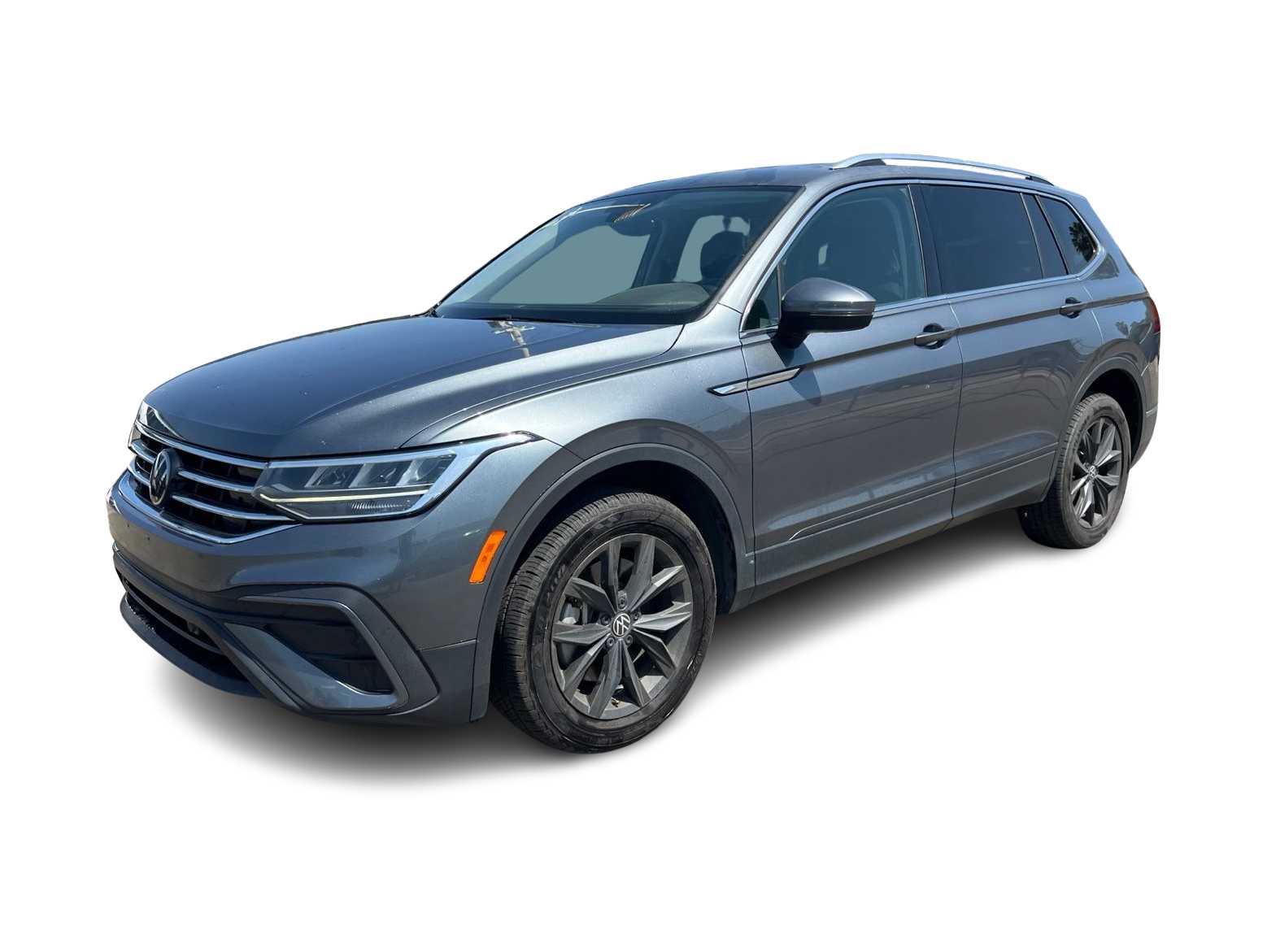 Thumbnail: 2024 Volkswagen Tiguan - 1