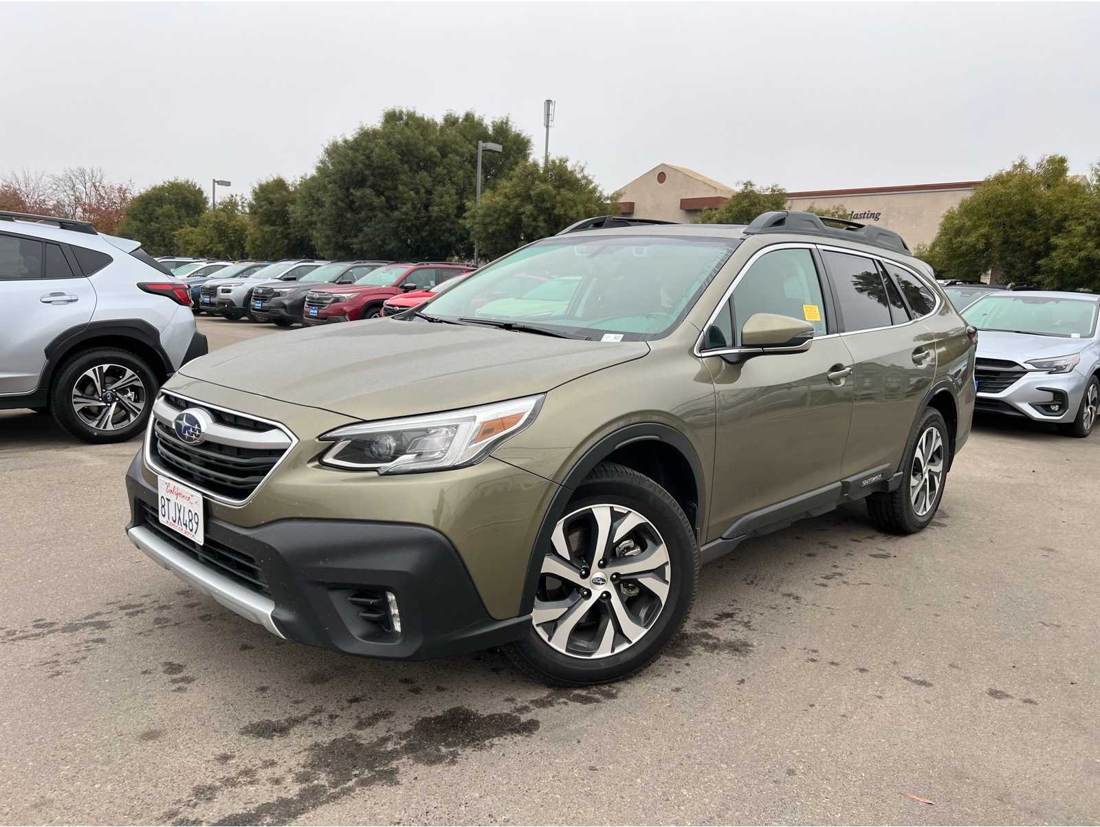 2021 Subaru Outback Limited's photo