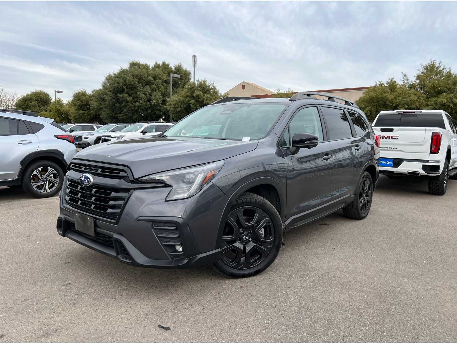 2023 Subaru Ascent Onyx Edition Limited's photo