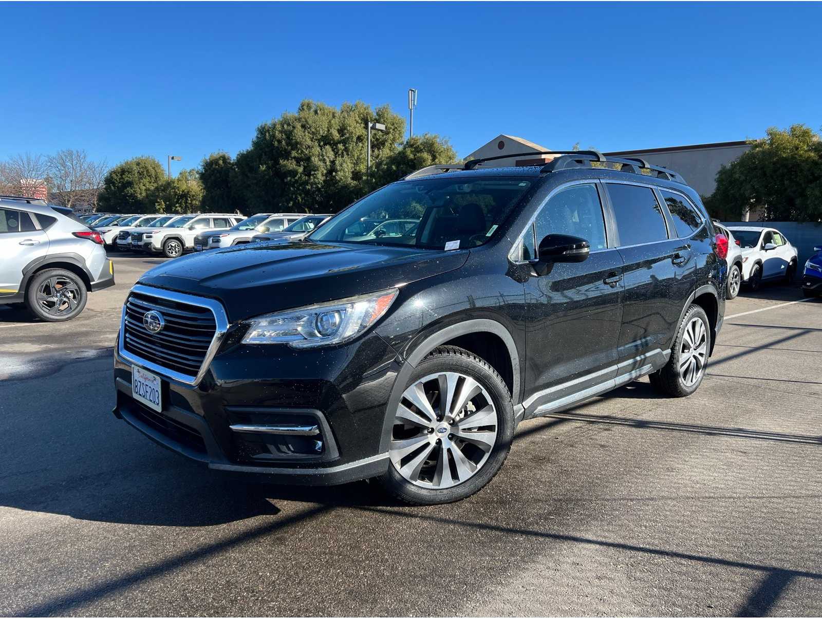 2022 Subaru Ascent Limited's photo