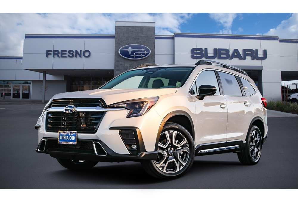 2025 Subaru Ascent Touring's photo