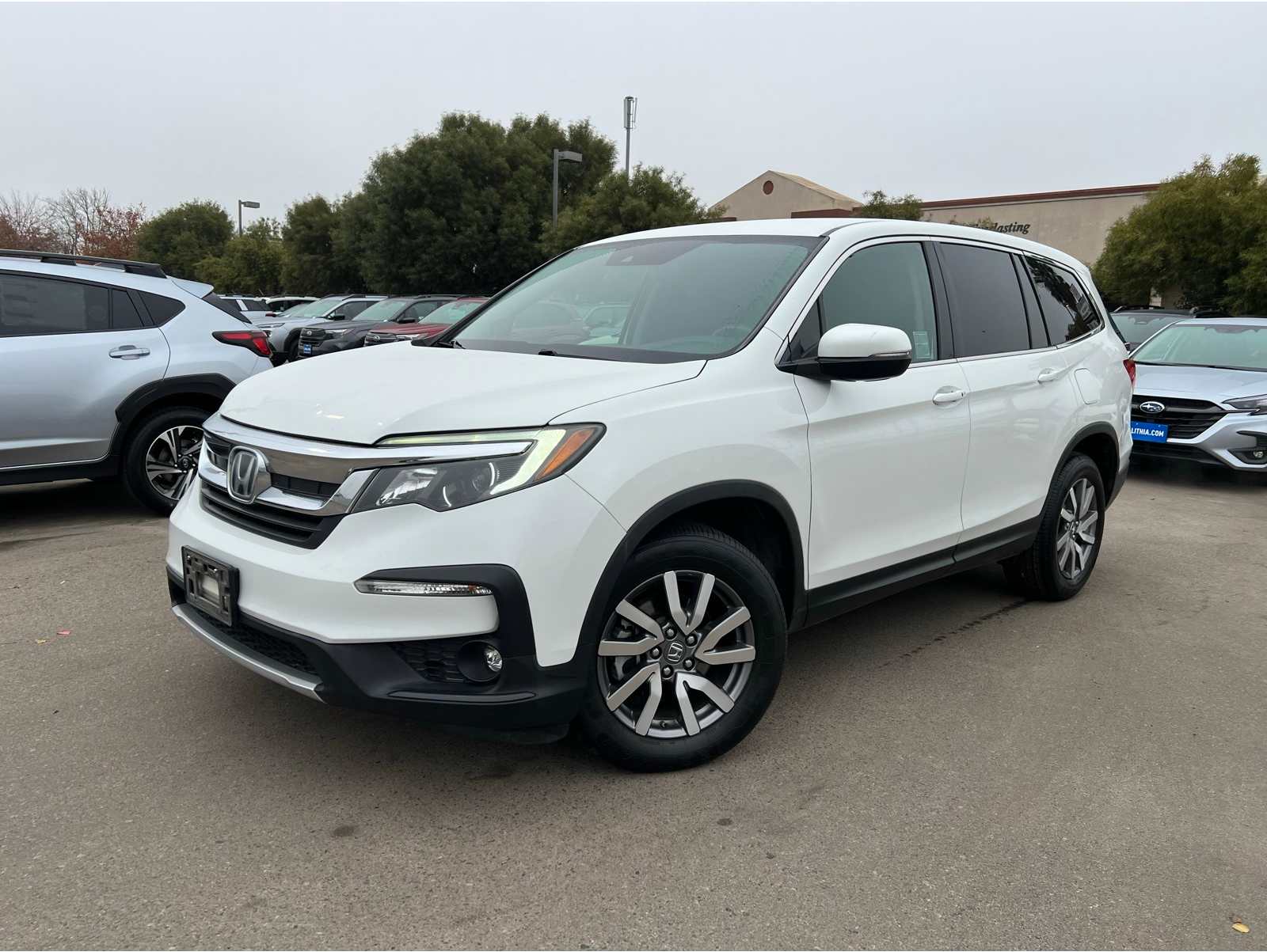 2020 Honda Pilot EX's photo