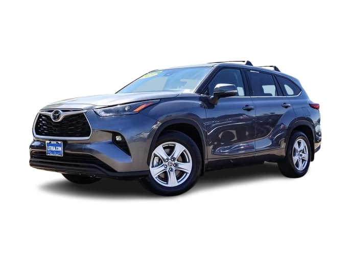 2023 Toyota Highlander LE -
                Fresno, CA