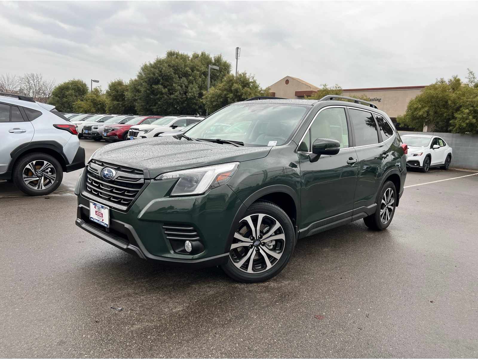 2023 Subaru Forester Limited's photo