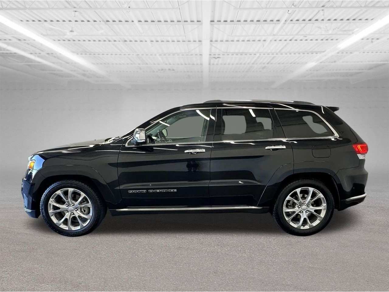 2021 Jeep Grand Cherokee Summit's photo